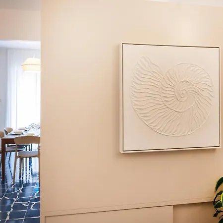 Elegant & Modern 4bedroom In Appartement