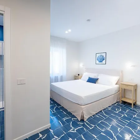 Elegant & Modern 4bedroom In 公寓