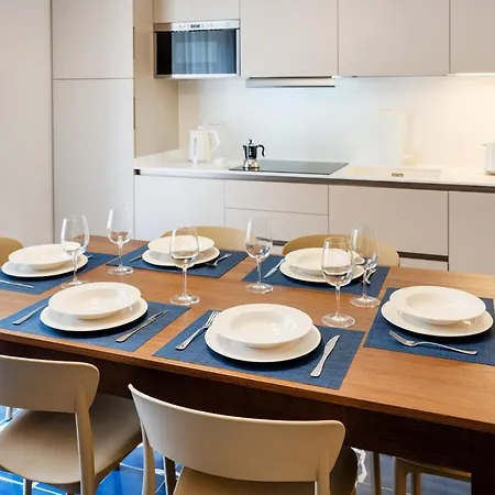 Апартаменти Elegant & Modern 4bedroom In Сорренто
