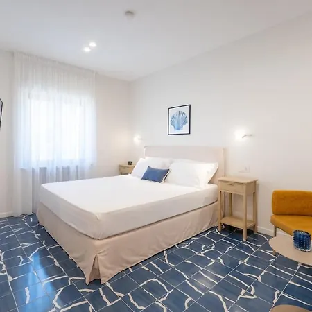 아파트 Elegant & Modern 4bedroom In