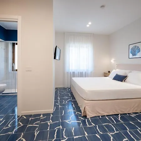 Апартаменти Elegant & Modern 4bedroom In Сорренто