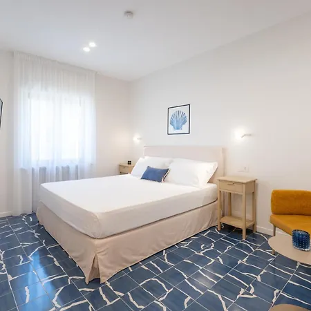 Elegant & Modern 4bedroom In Apartment Sorrento