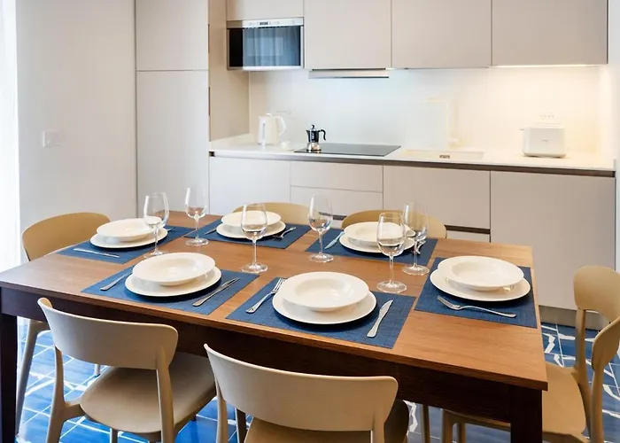 아파트 Elegant & Modern 4bedroom In 소렌토