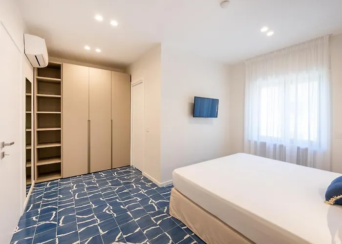 Elegant & Modern 4bedroom In 소렌토