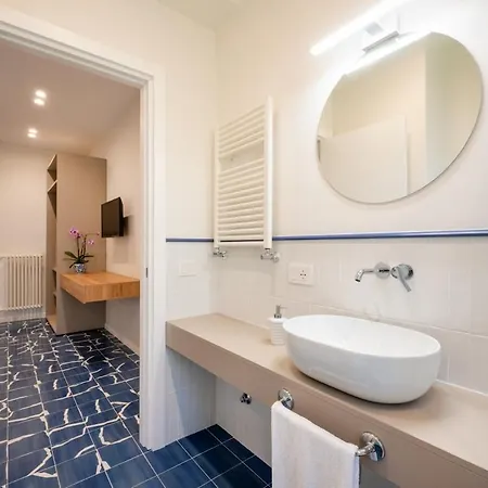 Elegant&modern 4bedroom In * Sorrento