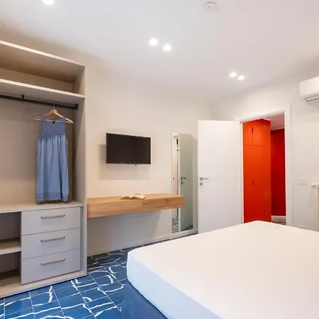 Elegant & Modern 4bedroom In Apartment