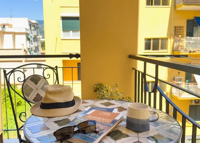 Elegant&modern 4bedroom In Appartamento Sorrento